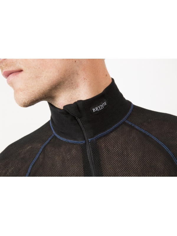 Wool Thermo Light Zip polo detail